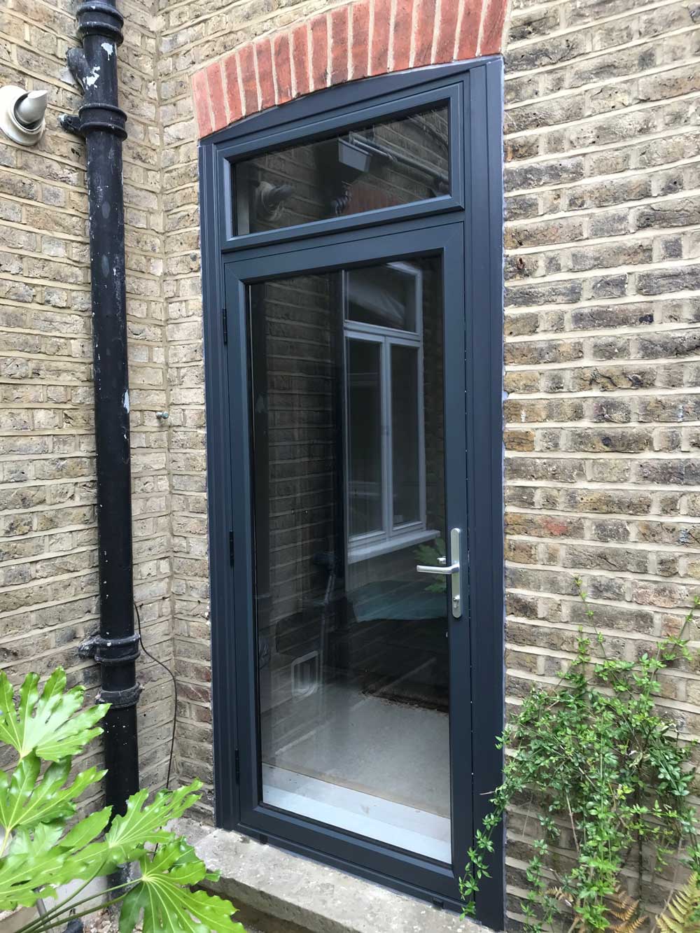 Customization And Design Freedom With Aluminium Doors In Chisick