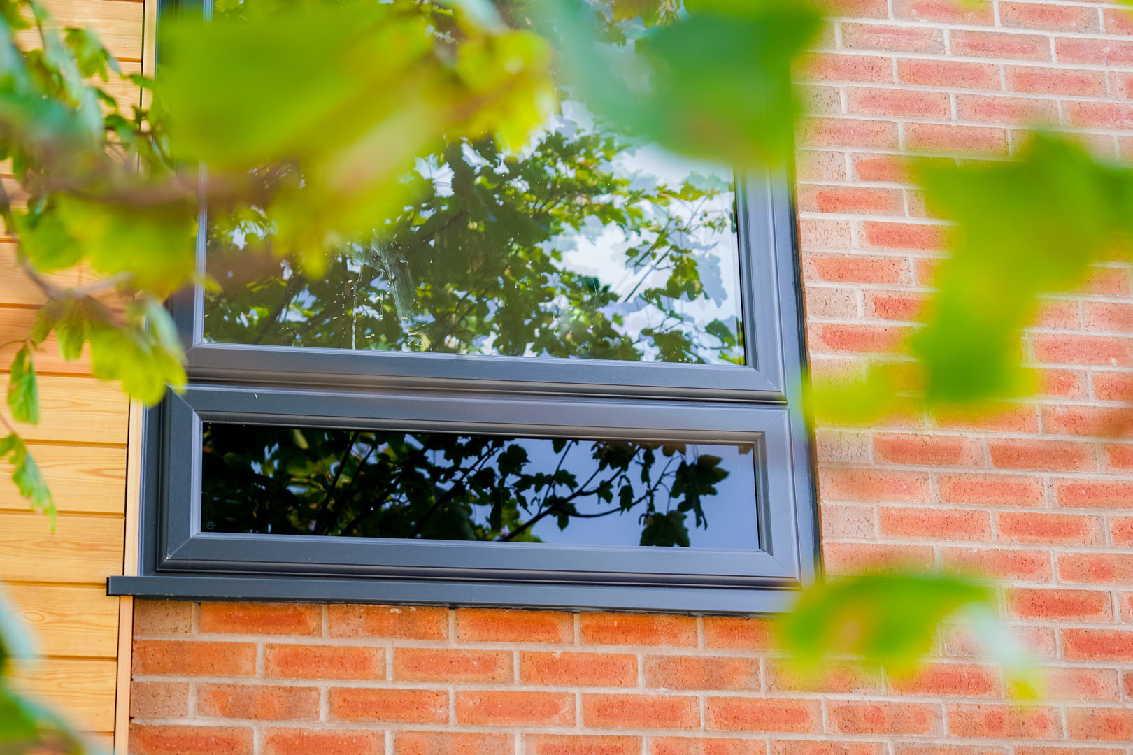 Advanced Features Of Casement Windows That Elevate Home Comfort